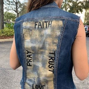Denim vest NEW NO TAGS